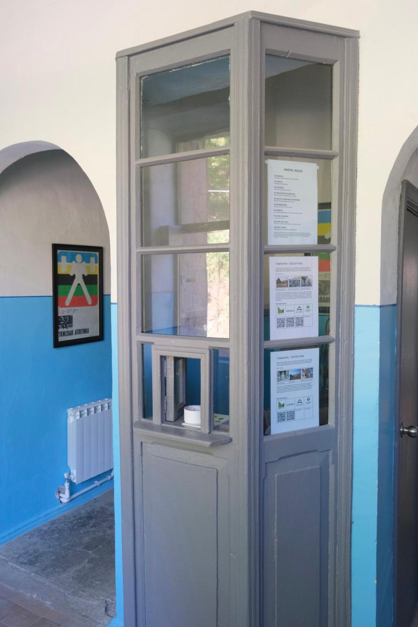 Tumanyan Bathhouse Hostel Exterior foto